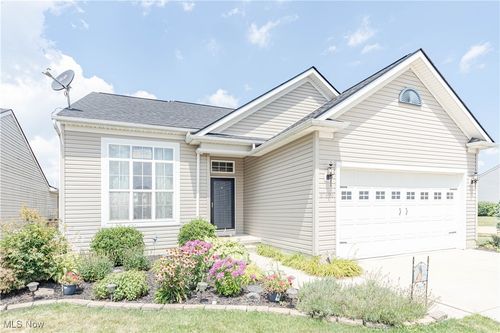 37626 Hunter Lake Dr, North Ridgeville, OH, 44039-4809 | Card Image