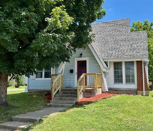 111 Marshall St, Fredericktown, MO, 63645-1455 | Card Image