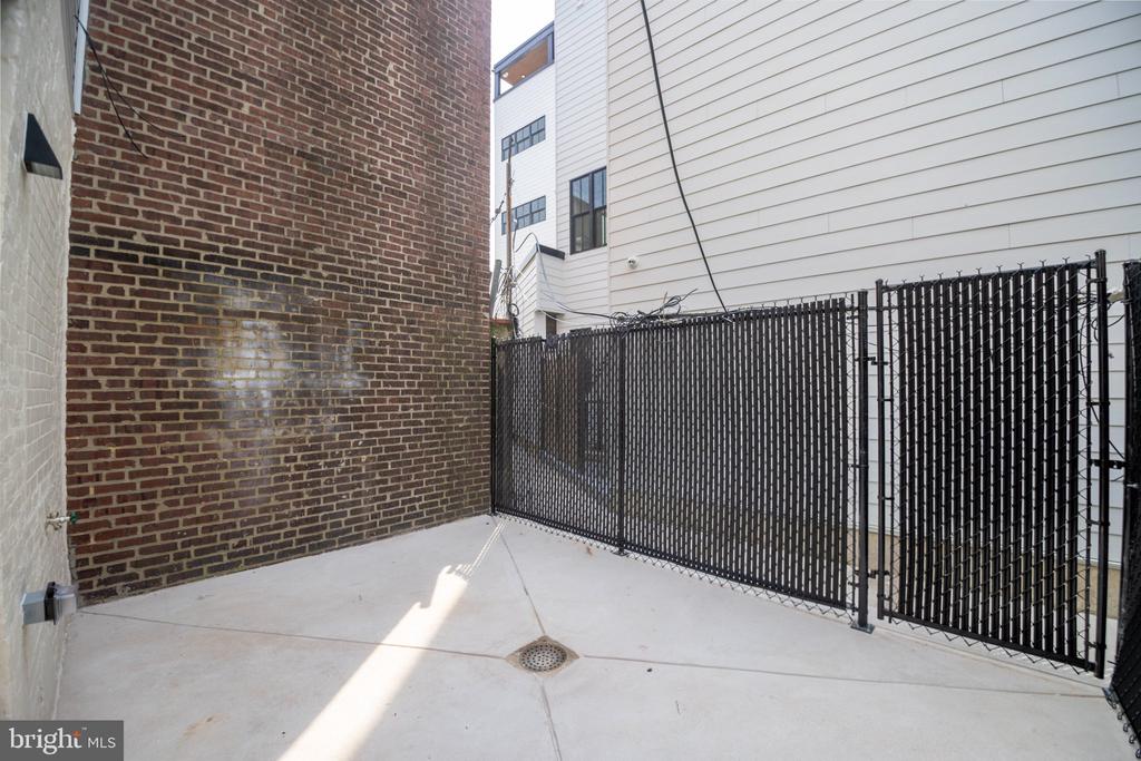 Commercial Lease in PHILADELPHIA 5