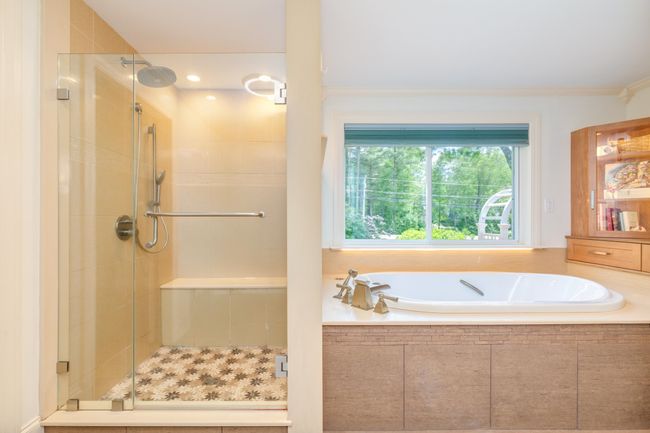 123 Stephen Dr, House other with 5 bedrooms, 4 bathrooms and null parking in Goffstown NH | Image 28