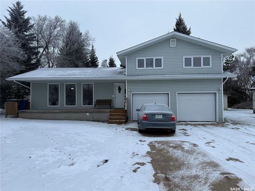 714 2nd Ave N, Annaheim, SK, S0K2A1 | Card Image