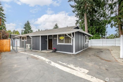 11811 Se 318th Pl, Auburn, WA, 98092-3603 | Card Image