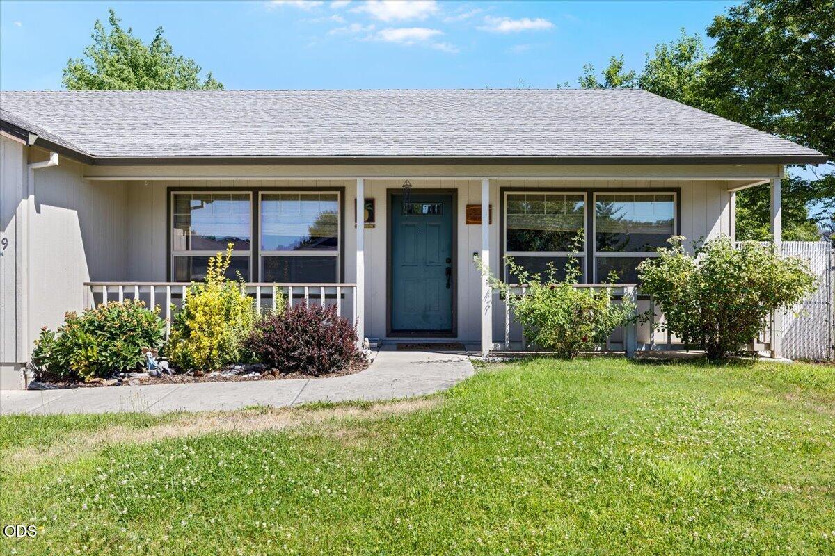 Residential in Eagle Point 4