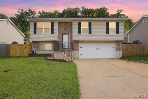 119 Country Club Parc Ct, Imperial, MO, 63052-3626 | Card Image