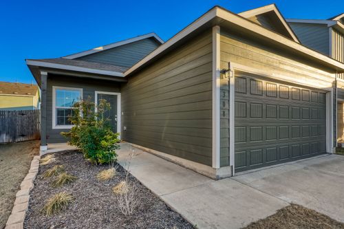 308 Geode Gln, Maxwell, TX, 78656-2004 | Card Image