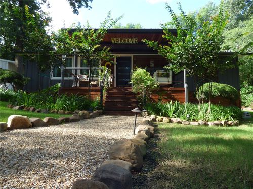 80 Louisiana Ave, Pottsboro, TX, 75076-3309 | Card Image