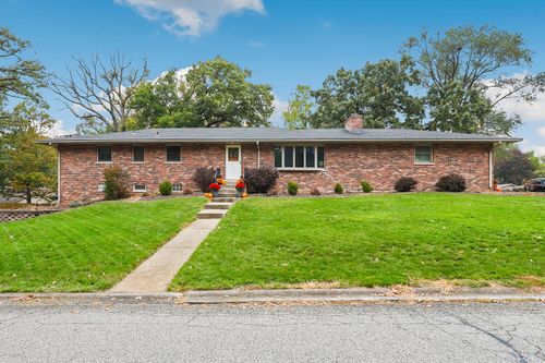 402 Iroquois St, Schererville, IN, 46375 | Card Image