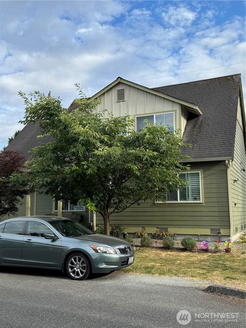 5001 S 122nd Ln, Tukwila, WA, 98178-3463 | Card Image
