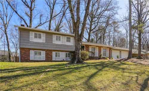 6555 Williamson Dr, Sandy Springs, GA, 30328-3339 | Card Image