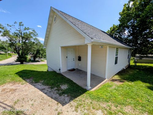 1326 Riverside Drive, Jefferson City, MO, 65101 | Card Image
