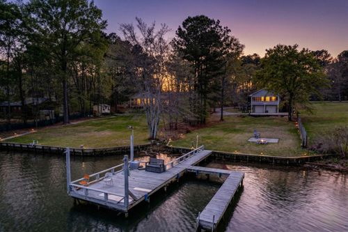 462 Rockville Springs Dr, Eatonton, GA, 31024-8282 | Card Image