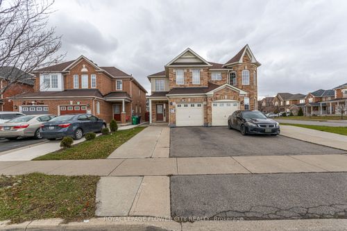 80 Dwyer Dr, Brampton, ON, L6S0B1 | Card Image