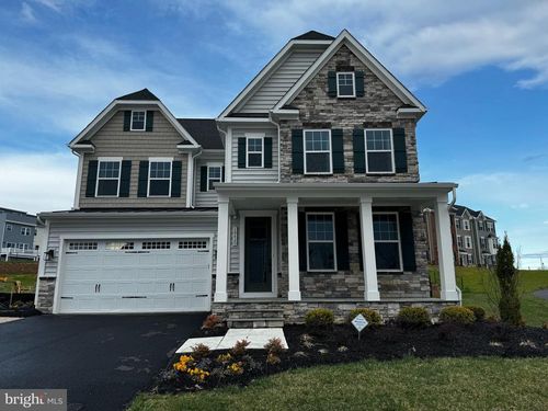 19420 Tuscarora Crossing Dr, LEESBURG, VA, 20175-5464 | Card Image