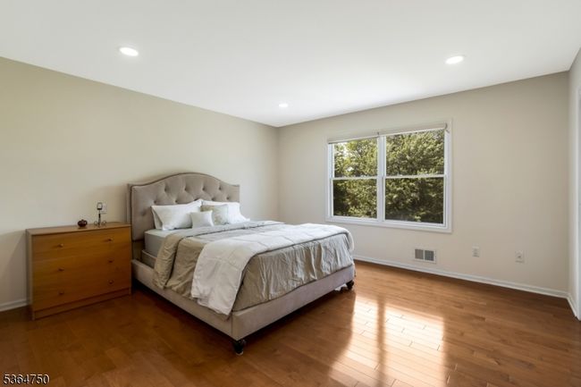 33 Briarwood Dr E, House other with 4 bedrooms, 3 bathrooms and null parking in Warren NJ | Image 26