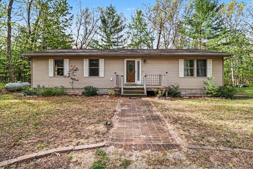 7137 E Catherine Road, Fountain, MI, 49410 | Card Image
