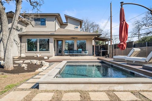 bldg-2-10804 Rush Rd, Austin, TX, 78732-6069 | Card Image