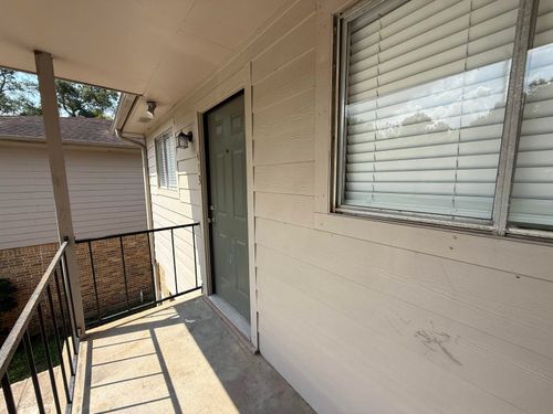 413 Pinchback Rd, Beaumont, TX, 77707-1749 | Card Image