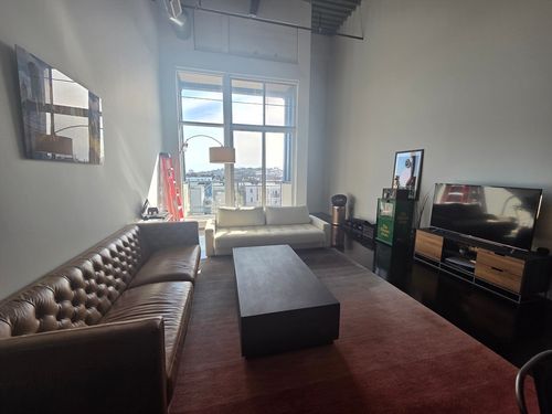 apt-23-950 Broadway, Chelsea, MA, 02150-2284 | Card Image