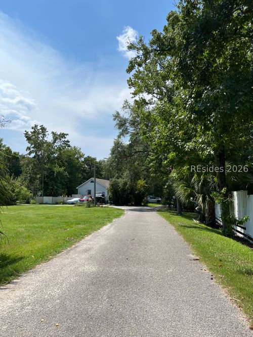 23 Reggies Rd, Hilton Head Island, SC, 29926-1550 | Card Image