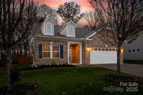 128 Paradise Hills Cir, Mooresville, NC, 28115-7013 | Card Image