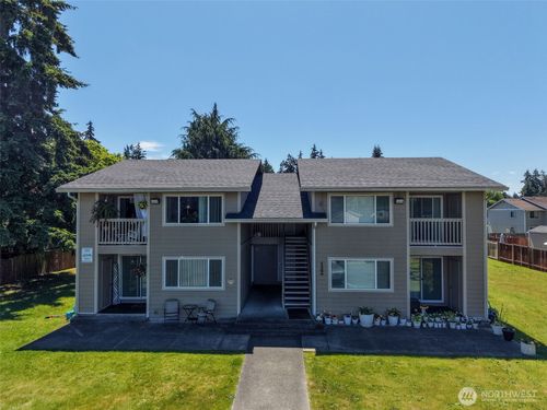 122 169th St E, Spanaway, WA, 98387-4918 | Card Image