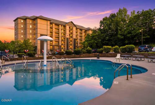 unit-5406-124 Plaza Drive, Pigeon Forge, TN, 37863 | Card Image
