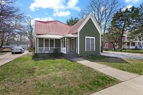 331 W Grand St, Whitewright, TX, 75491-2144 | Card Image