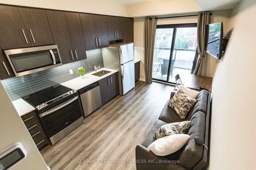 1105-15 Queen St S, Hamilton, ON, L8P0C6 | Card Image