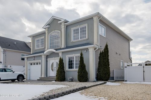 27 W Mohawk Dr, LITTLE EGG HARBOR TWP, NJ, 08087-1101 | Card Image