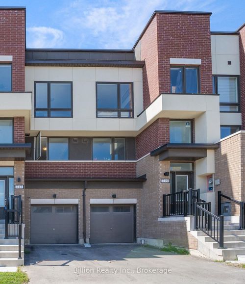715 Heathrow Path, Oshawa, ON, L1K3G4 | Card Image
