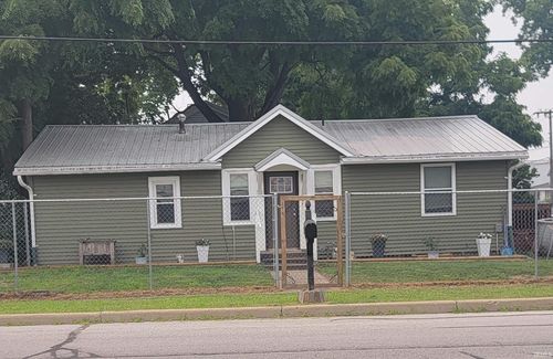 125 N Bowen Ave, Bremen, IN, 46506-2007 | Card Image