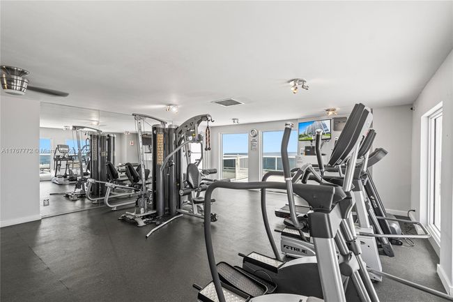 APT-1806 - 2841 N Ocean Blvd, Condo with 2 bedrooms, 2 bathrooms and null parking in Fort Lauderdale FL | Image 39