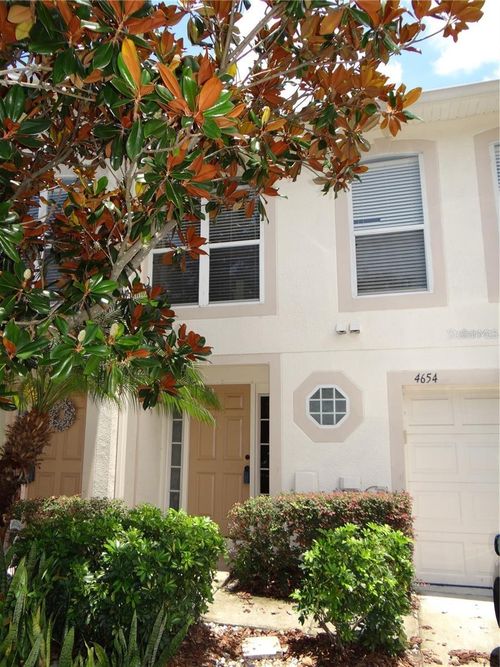 4654 Ashburn Square Dr, TAMPA, FL, 33610-5956 | Card Image