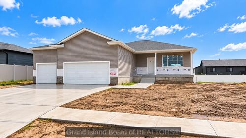 1508 Sagewood Ave, Grand Island, NE, 68803-1590 | Card Image