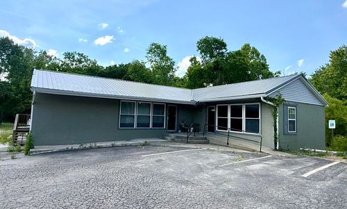 2428 Big Hill Rd, Berea, KY, 40403-9033 | Card Image