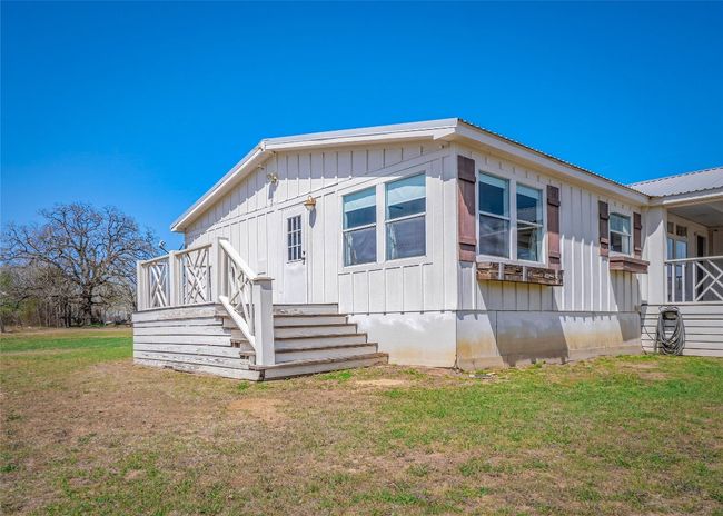 557 Riddle Rd, House other with 7 bedrooms, 4 bathrooms and null parking in Cedar Creek TX | Image 36