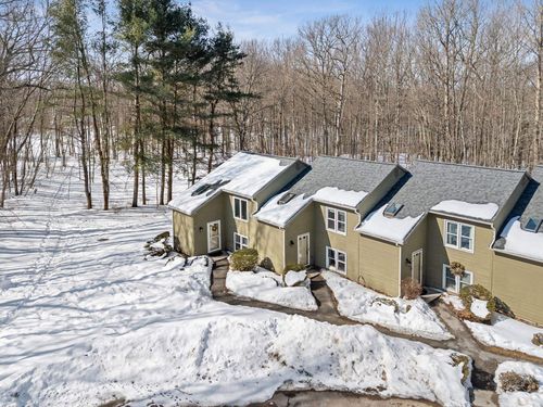 5-440 Oak Circle, Colchester, VT, 05446 | Card Image