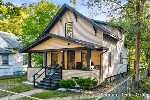 2124 Jefferson St, Muskegon Heights, MI, 49444-1018 | Card Image