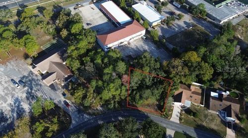 7939 Rhanbuoy Rd, SPRING HILL, FL, 34606-1952 | Card Image