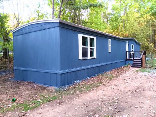 2440 N Mundy Ave, White Cloud, MI, 49349-8990 | Card Image