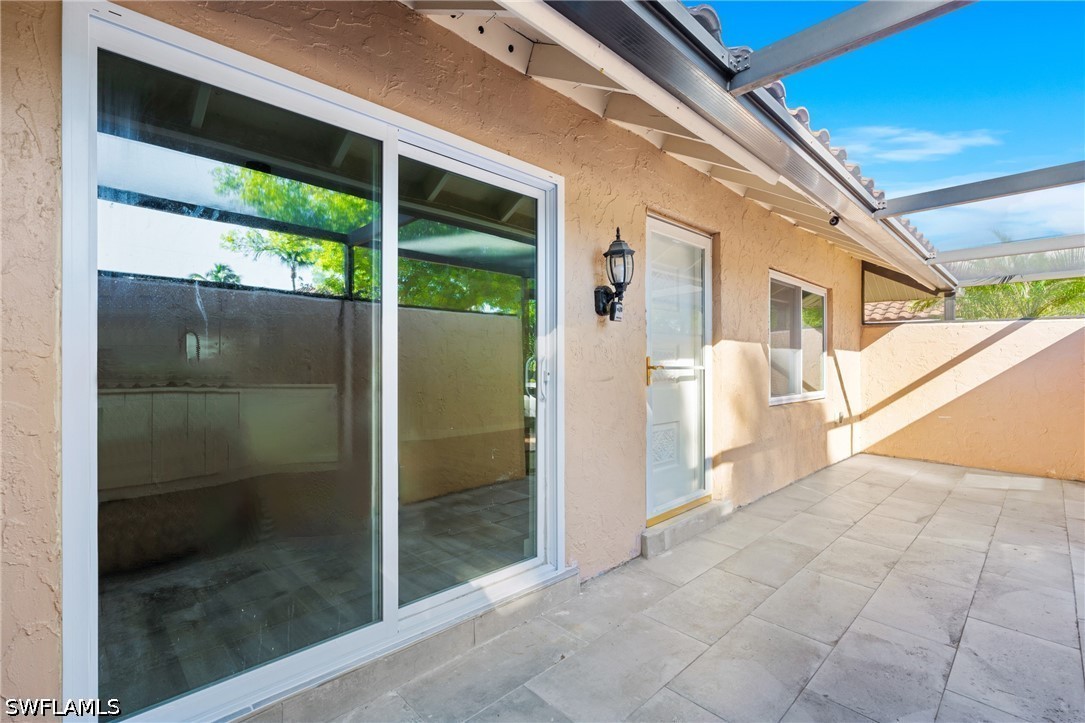 Residential in Naples 5