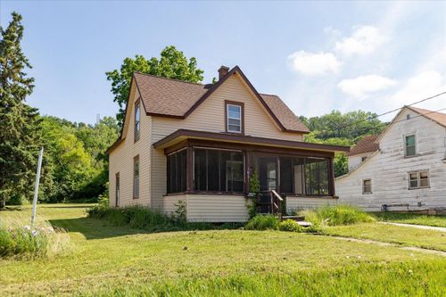 1831 Bush St, Red Wing, MN, 55066-3629 | Card Image