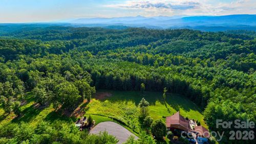 1106 Tableview Dr, Morganton, NC, 28655-6694 | Card Image