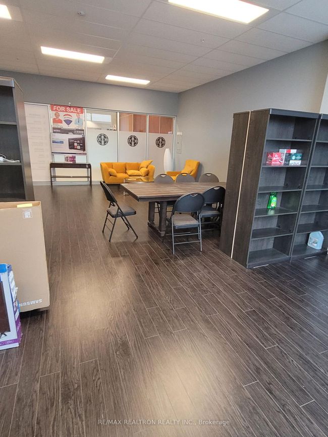 289 - 7163 Yonge St, Home with 0 bedrooms, 0 bathrooms and null parking in Thornhill ON | Image 6