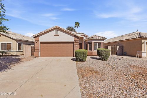 2852 E Devon Ct, Gilbert, AZ, 85296-8885 | Card Image