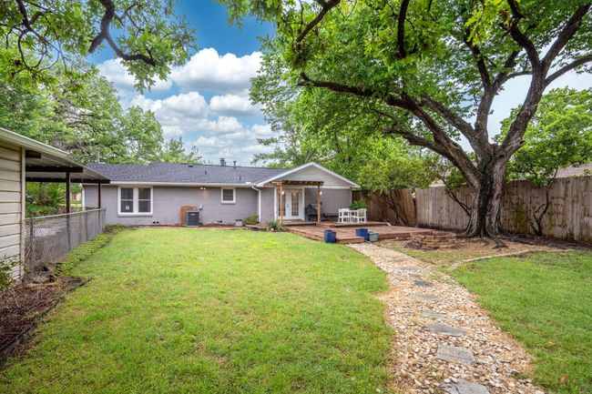 2217 Yucca Ave, House other with 2 bedrooms, 2 bathrooms and null parking in Fort Worth TX | Image 34
