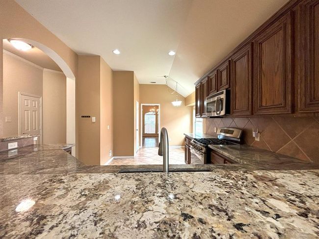 21 Palm Desert Dr, House other with 4 bedrooms, 2 bathrooms and null parking in Manvel TX | Image 10