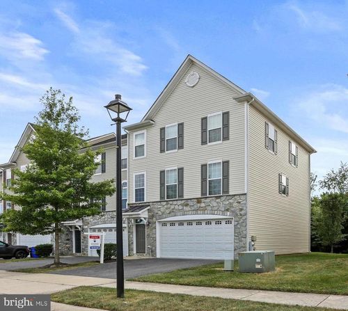 8045 Gabriels Ct, JESSUP, MD, 20794-3959 | Card Image