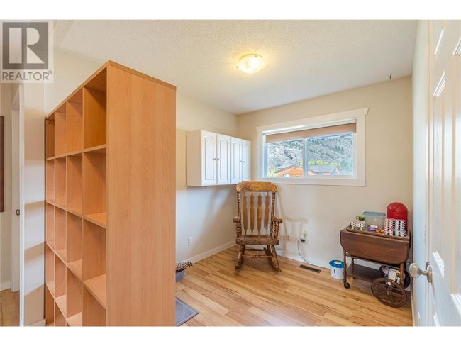 869 Serle Rd, House other with 4 bedrooms, 4 bathrooms and 1 parking in Kamloops BC | Image 24