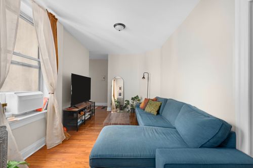 24-416 W 129th St, New York, NY, 10027-2717 | Card Image